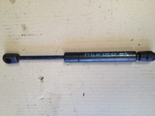 Ford Mondeo Csomagtér teleszkóp