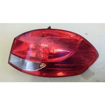Renault Clio III Hátsó lámpa