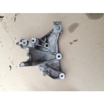 Volvo C30 EGR tartó