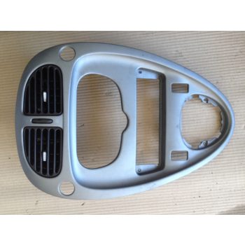 Citroen Xsara Picasso Középkonzol burkolat