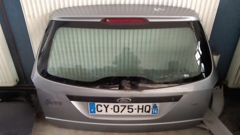 Ford Focus I Csomagtér ajtó