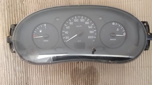 Renault Clio II/ Renault Thalia Óracsoport