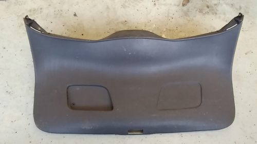 Renault Clio III Csomagtérajtó burkolat