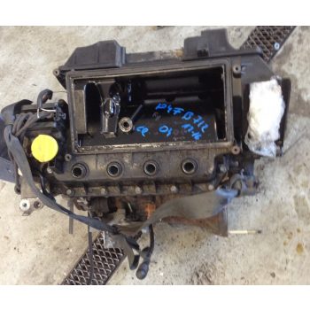 Renault Clio II Motorblokk hengerfejjel