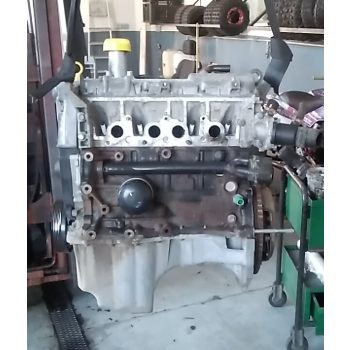 Renault Thalia Motorblokk hengerfejjel